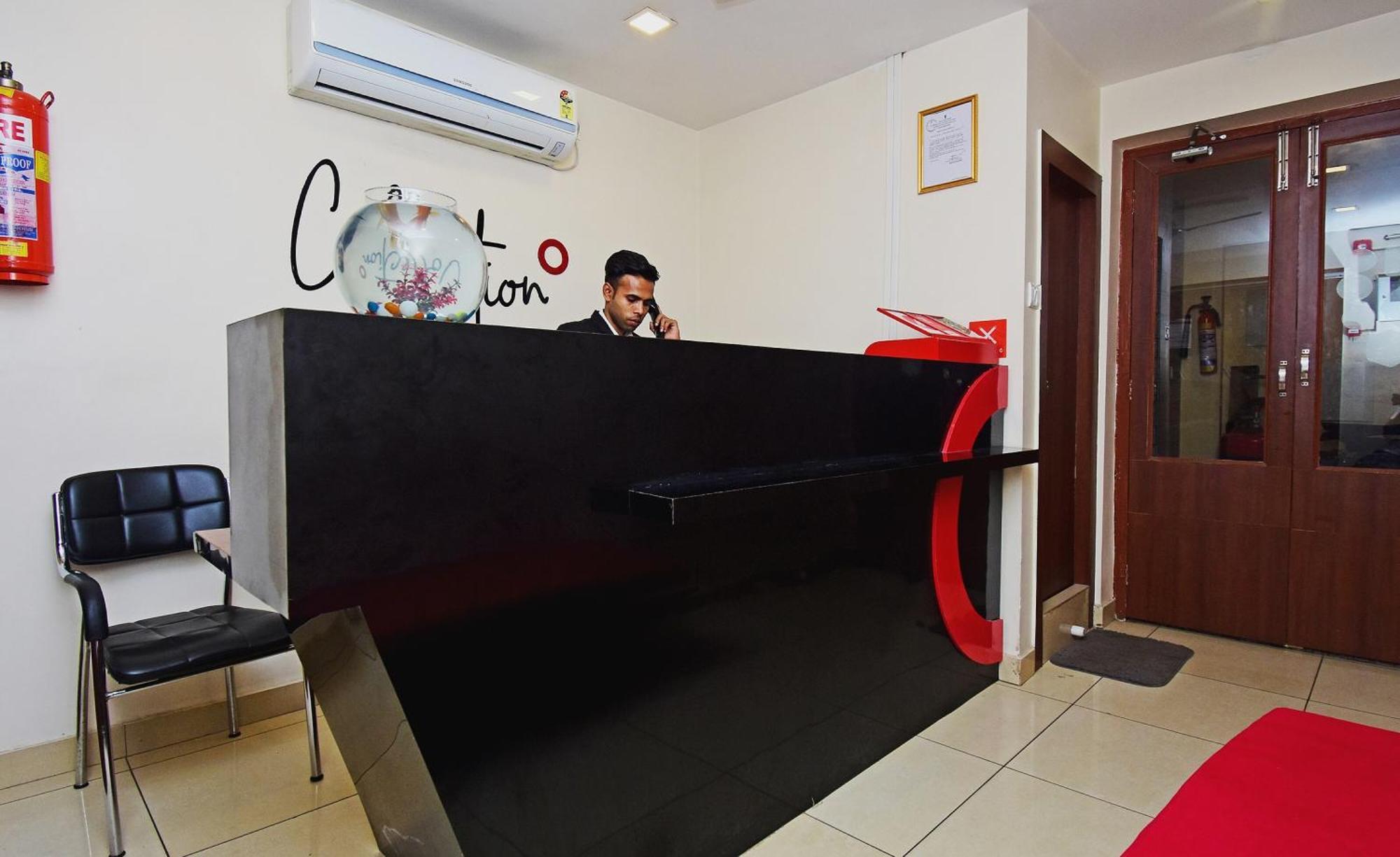 Готель Super Collection O Gokul Residency Near Emami City Dumdum Opposite Raja Palace Dam Dam Екстер'єр фото