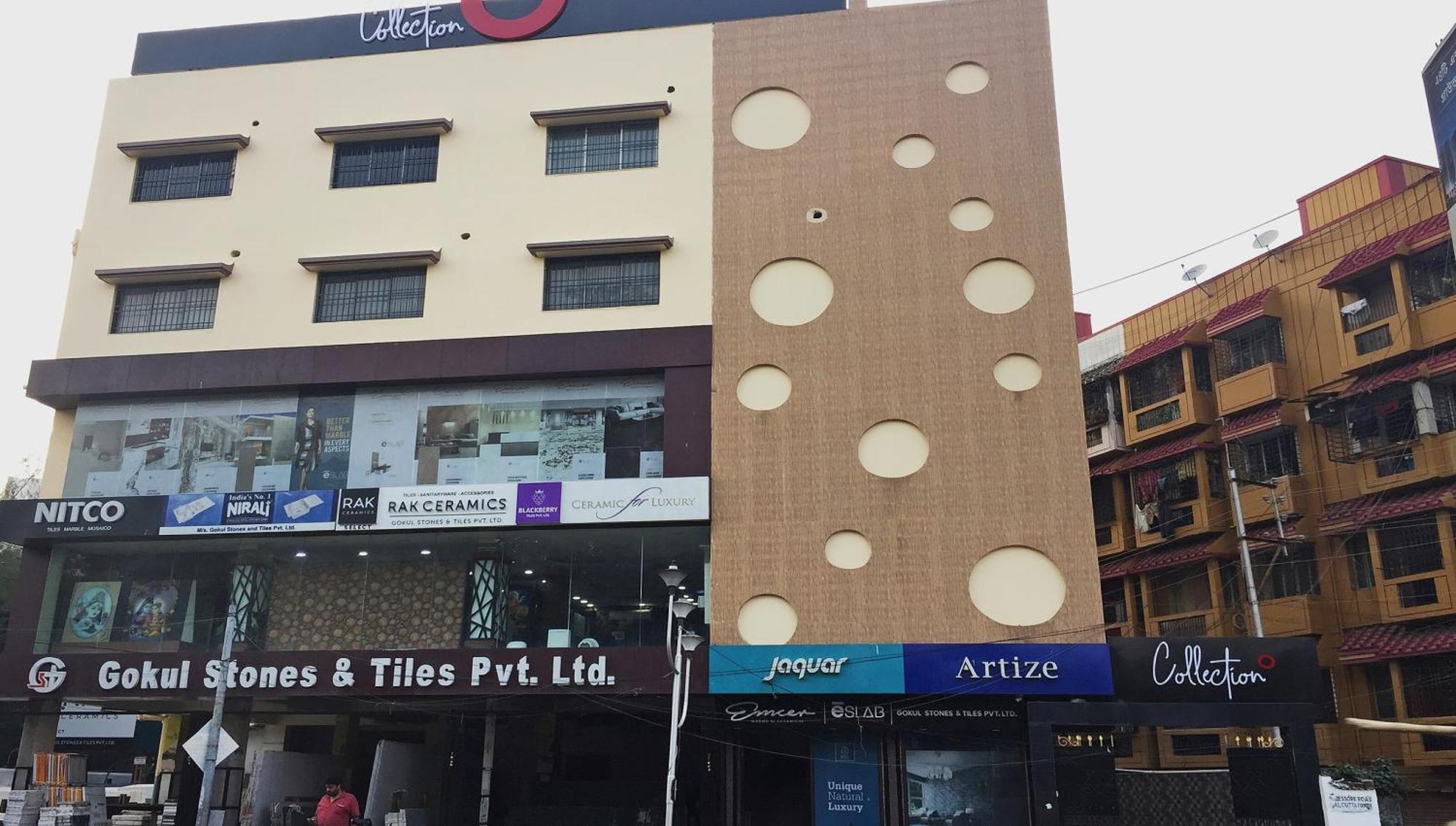 Готель Super Collection O Gokul Residency Near Emami City Dumdum Opposite Raja Palace Dam Dam Екстер'єр фото