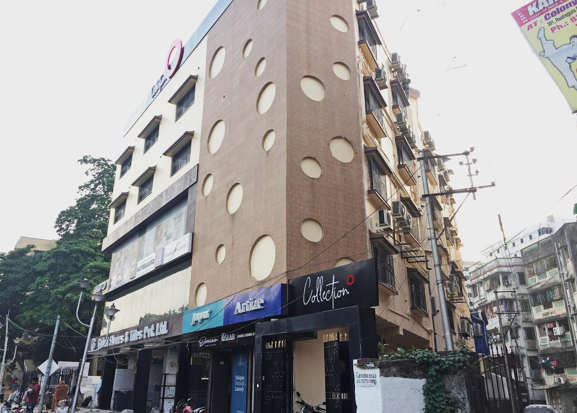 Готель Super Collection O Gokul Residency Near Emami City Dumdum Opposite Raja Palace Dam Dam Екстер'єр фото
